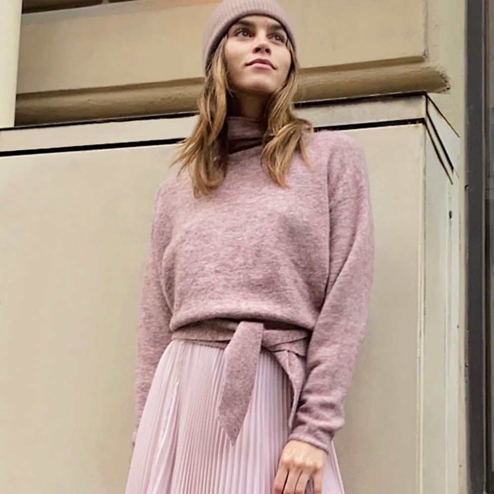 Aritzia Wilfred Lorin Sweater